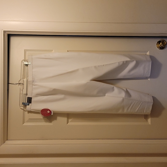 🆕️ The Madison Ave fit crop - Picture 2 of 4